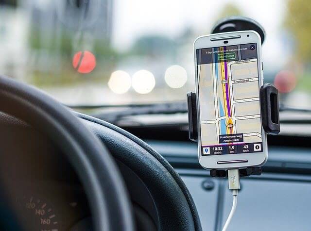 connect android auto via USB cable